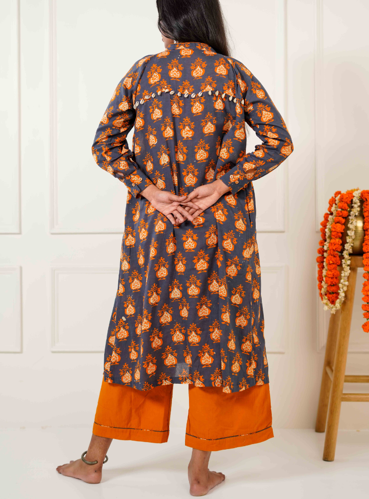 Taal Kosha Set - Batik Printed Tunic & Straight Pants