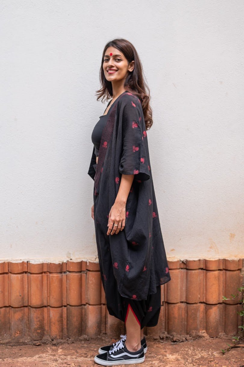 Black Jamdani High-low Jacket - Prathaa - weaving traditions