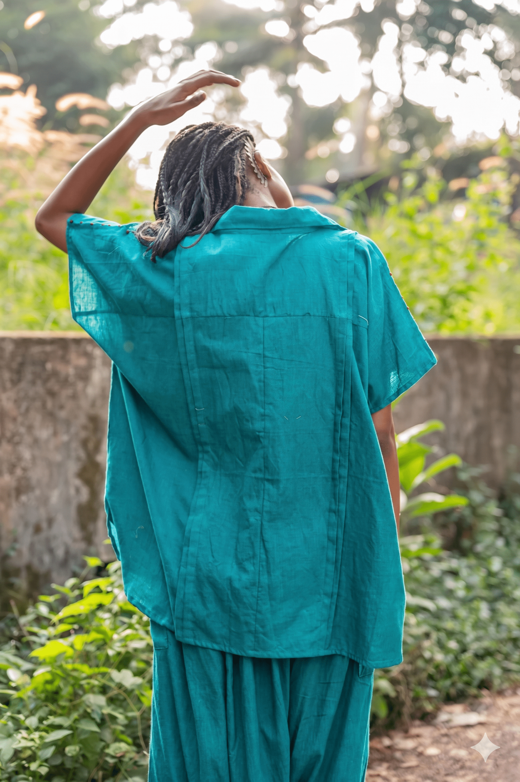 BLUE Cotton Relaxed Fit Aastey Kaftan Shirt - Prathaa - weaving traditions