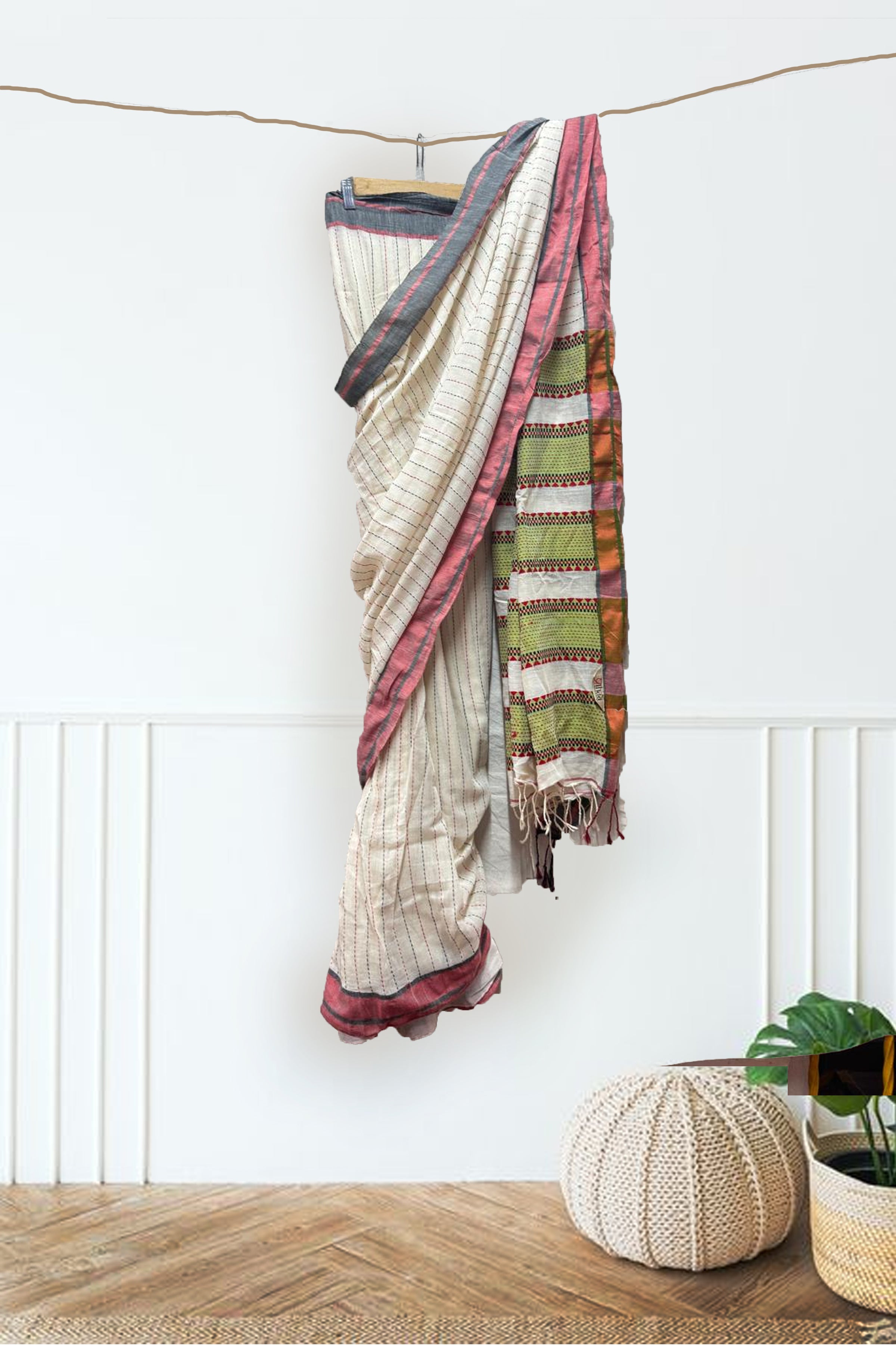 Off - White Kantha Stitched Saree - Prathaa - weaving traditions
