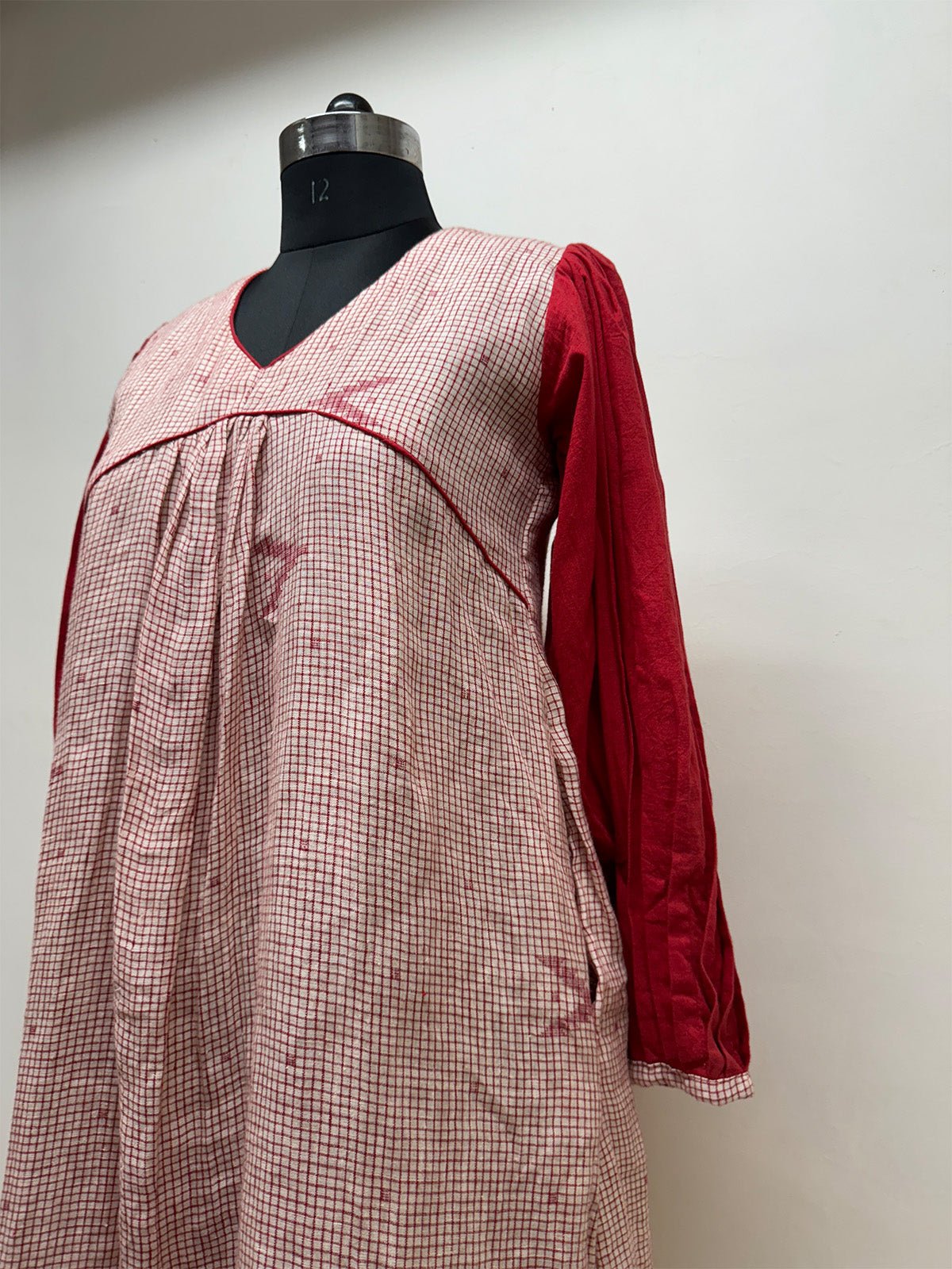 Red and White Jamdani Dress - Prathaa - weaving traditions