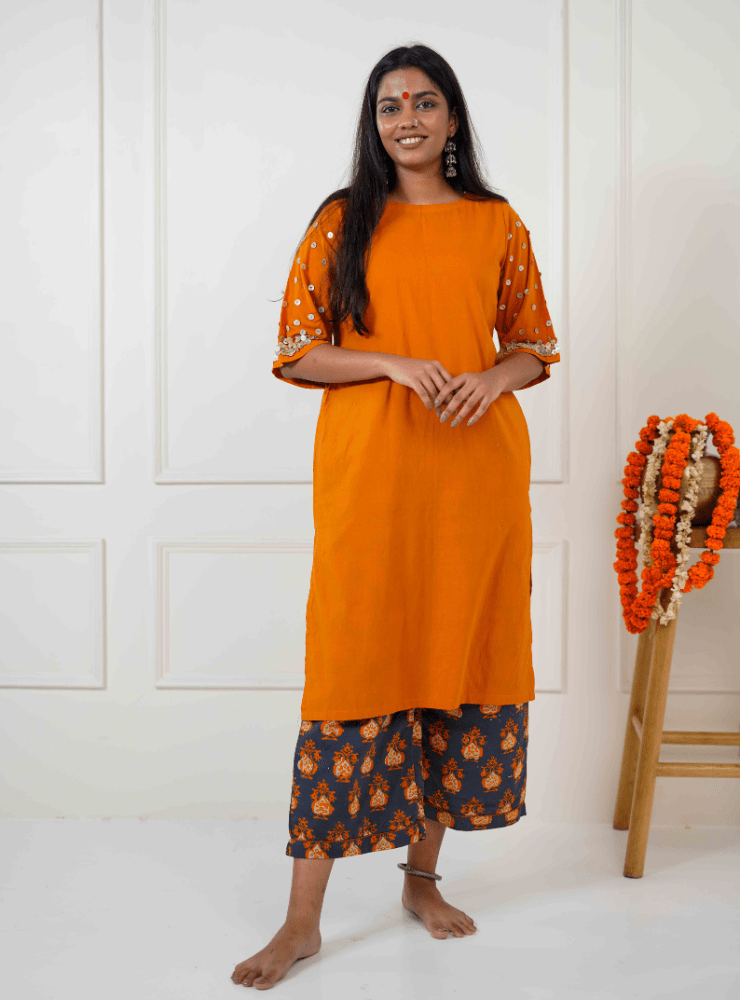 Taal Ojas Set - Burnt Orange Solid Tunic & Grey Printed Pants - Prathaa - weaving traditions