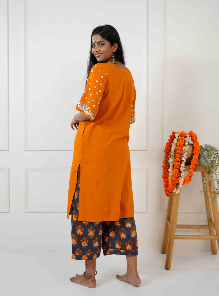 Taal Ojas Set - Burnt Orange Solid Tunic & Grey Printed Pants - Prathaa - weaving traditions
