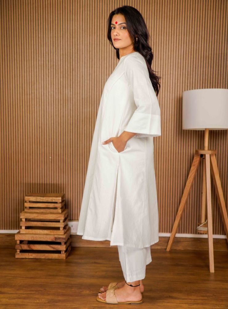 White Kurta and Pants Set - Prathaa - weaving traditions