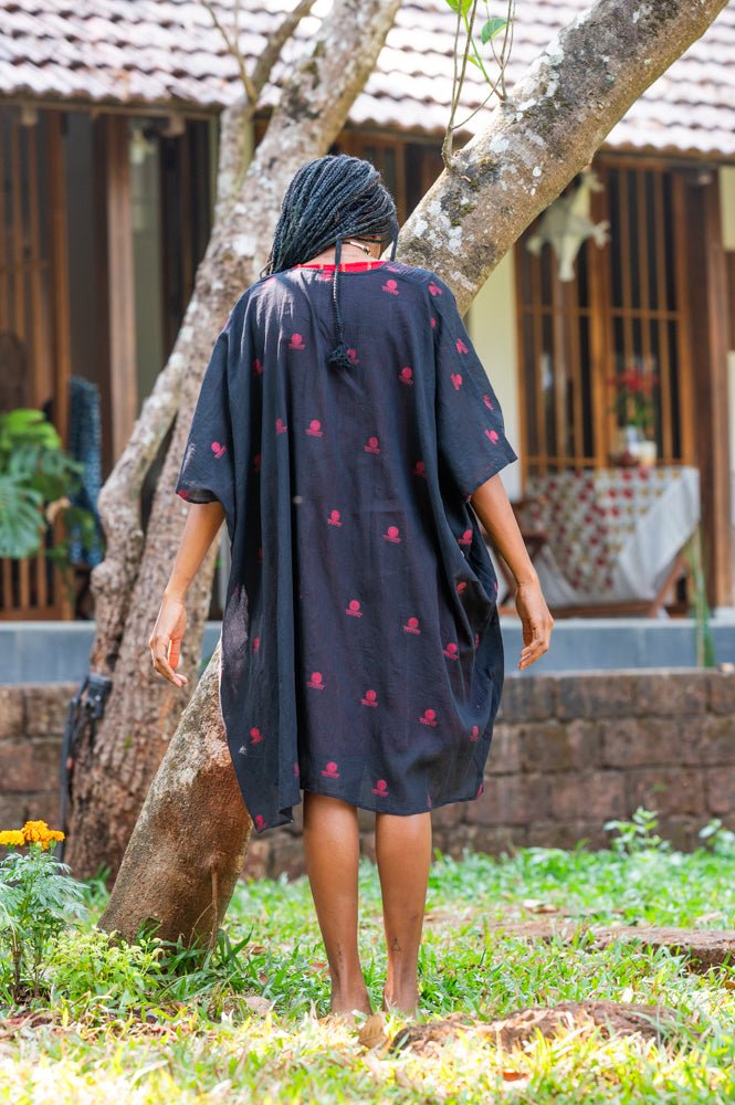 Black Jamdani High-low Jacket - Prathaa - weaving traditions