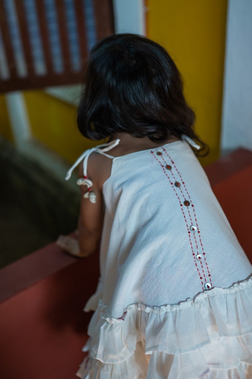 SHVET KIDS- White Frill top | Jamdani Fabric | Handloom Cotton | Prathaa