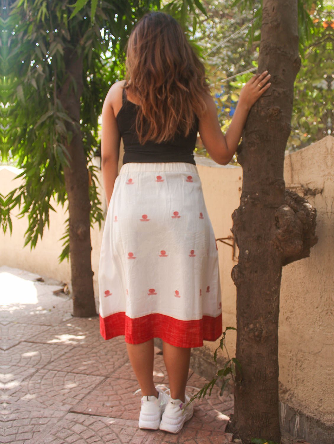 Bottom - White A-line Bindi Motif Skirt With Red Handloom Pockets - Prathaa