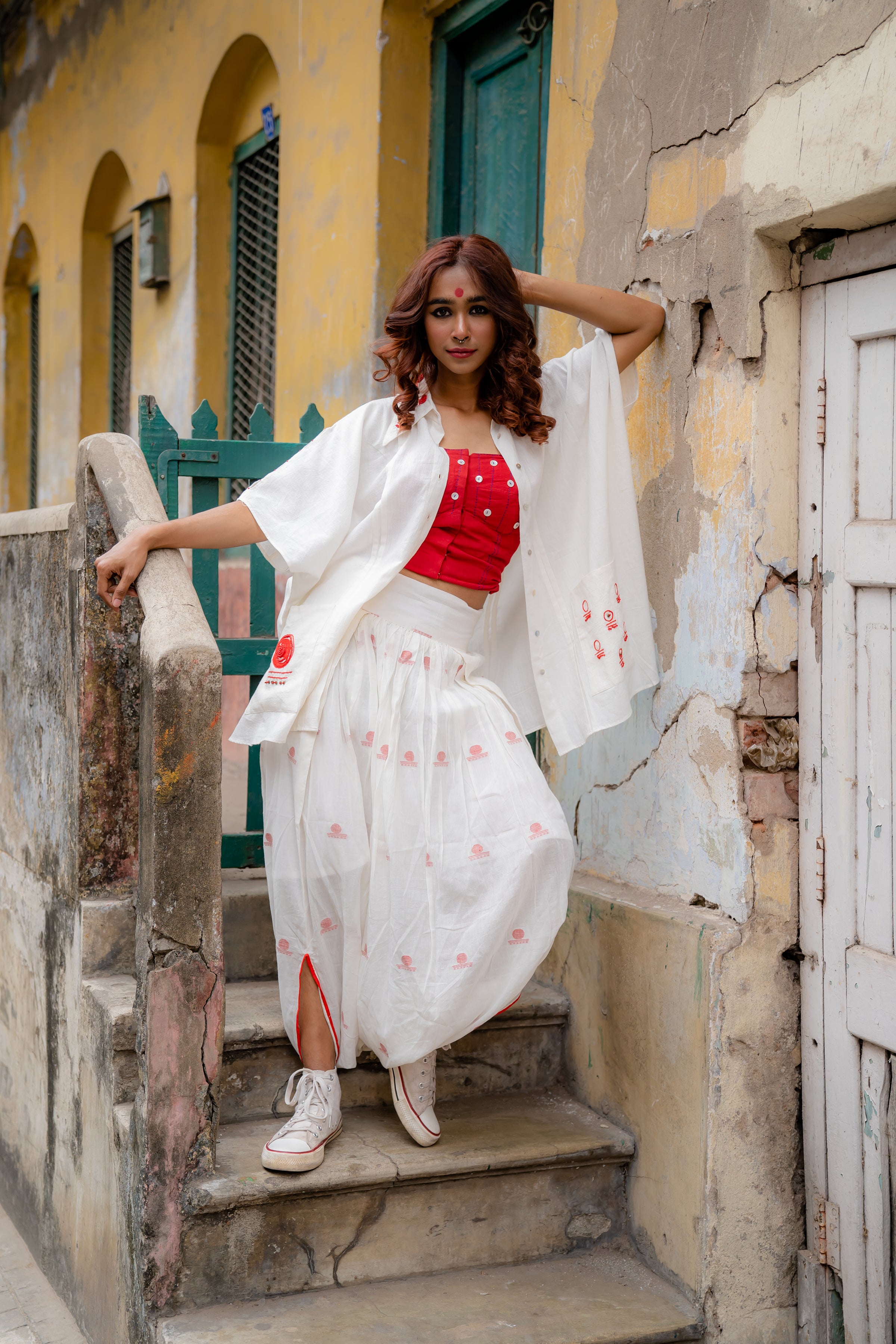 Shvet Handloom White Cotton Stylish Corset Top
