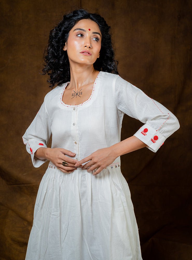 SHVET- WHITE COTTON MIDI DRESS | Prathaa
