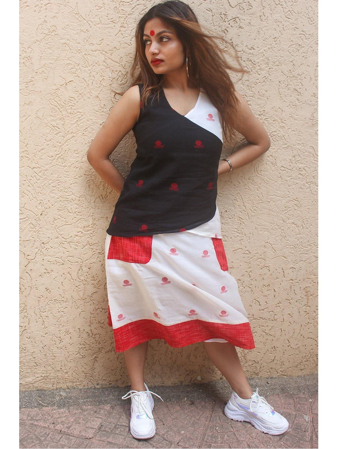 Black And White Overlap Jamdani Top - Prathaa - weaving traditions