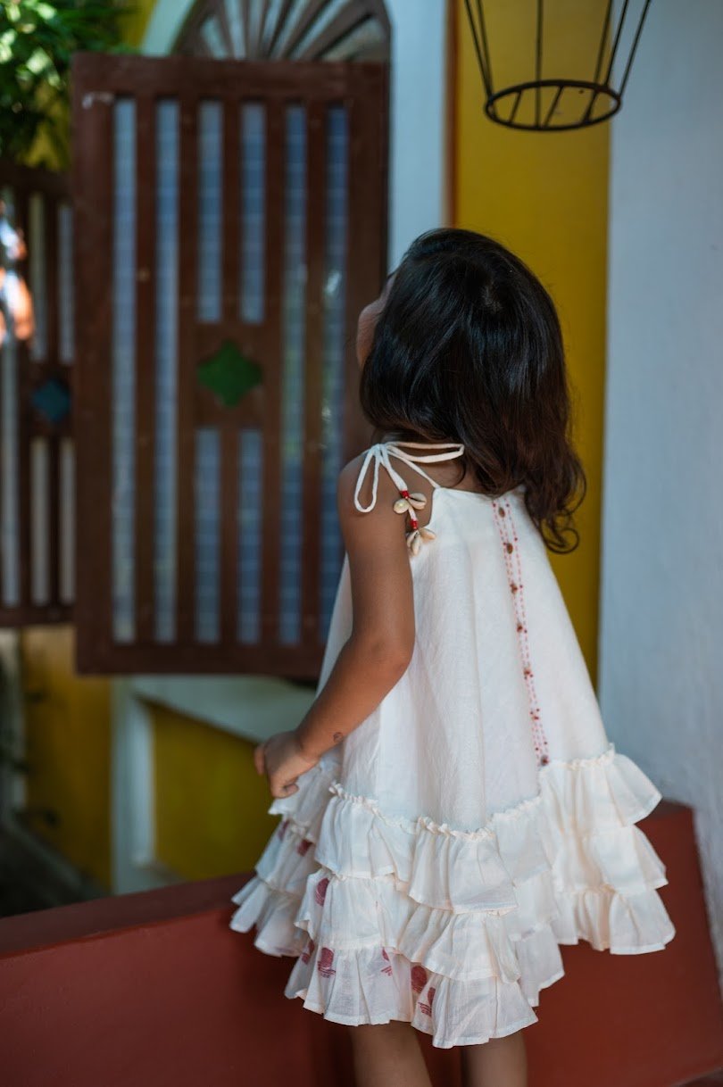 SHVET KIDS- White Frill top | Jamdani Fabric | Handloom Cotton | Prathaa