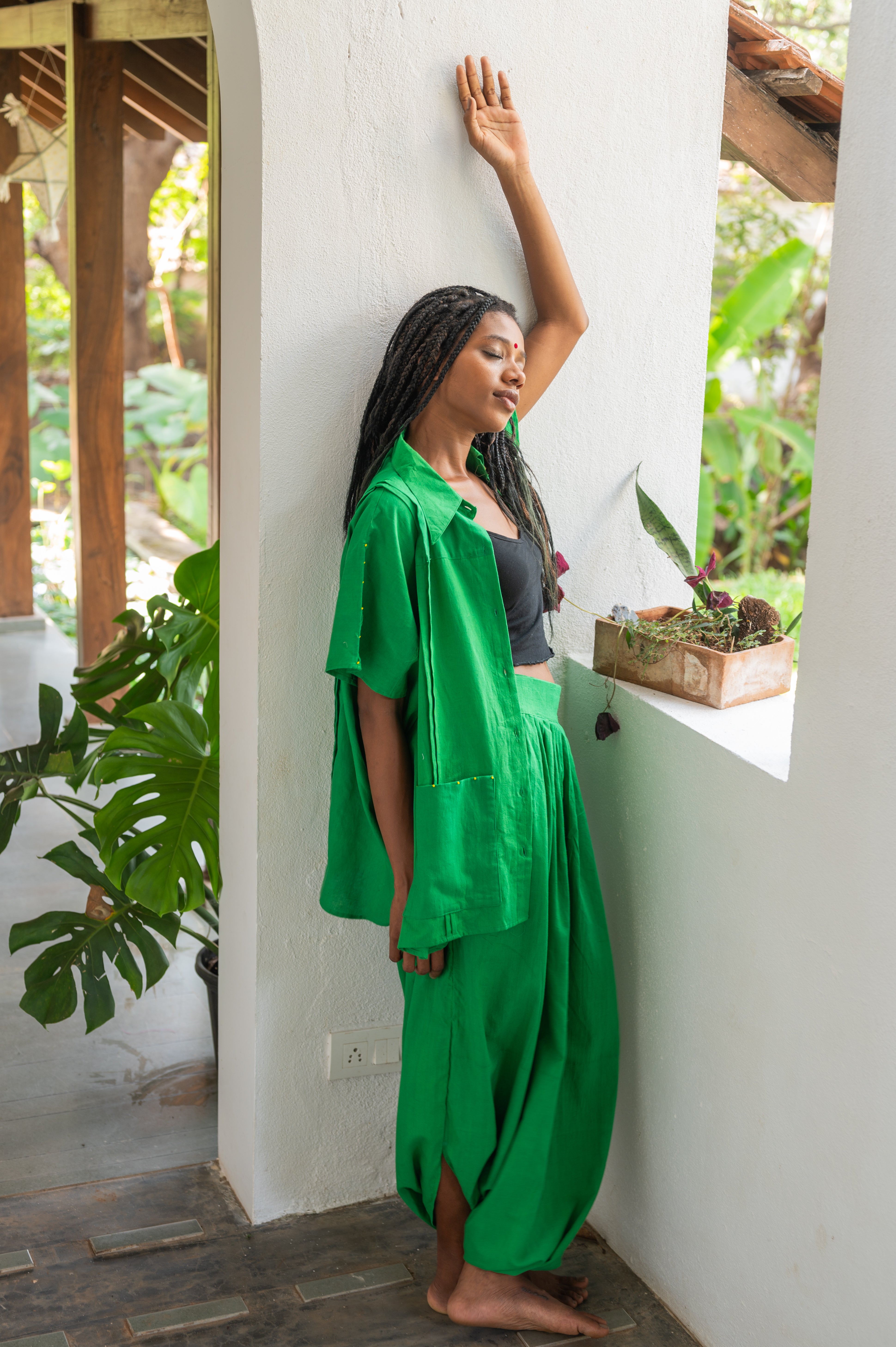 Set:Green Mul Kaftan Dhoti - Prathaa - weaving traditions