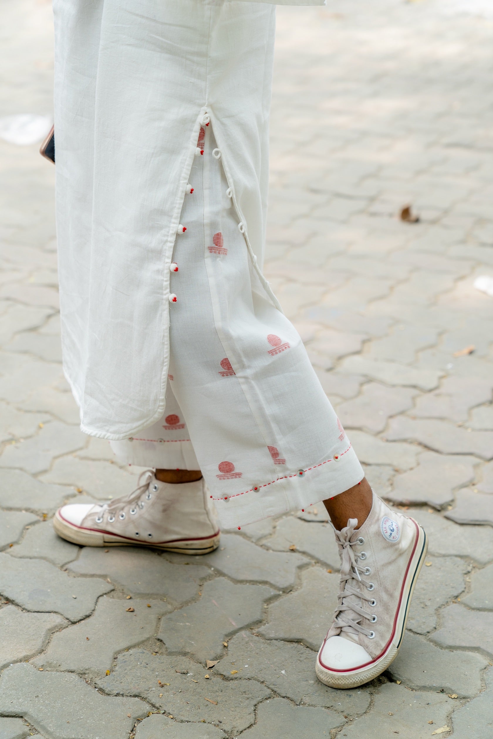 SHVET- TUNIC PANTS SET - Prathaa - weaving traditions