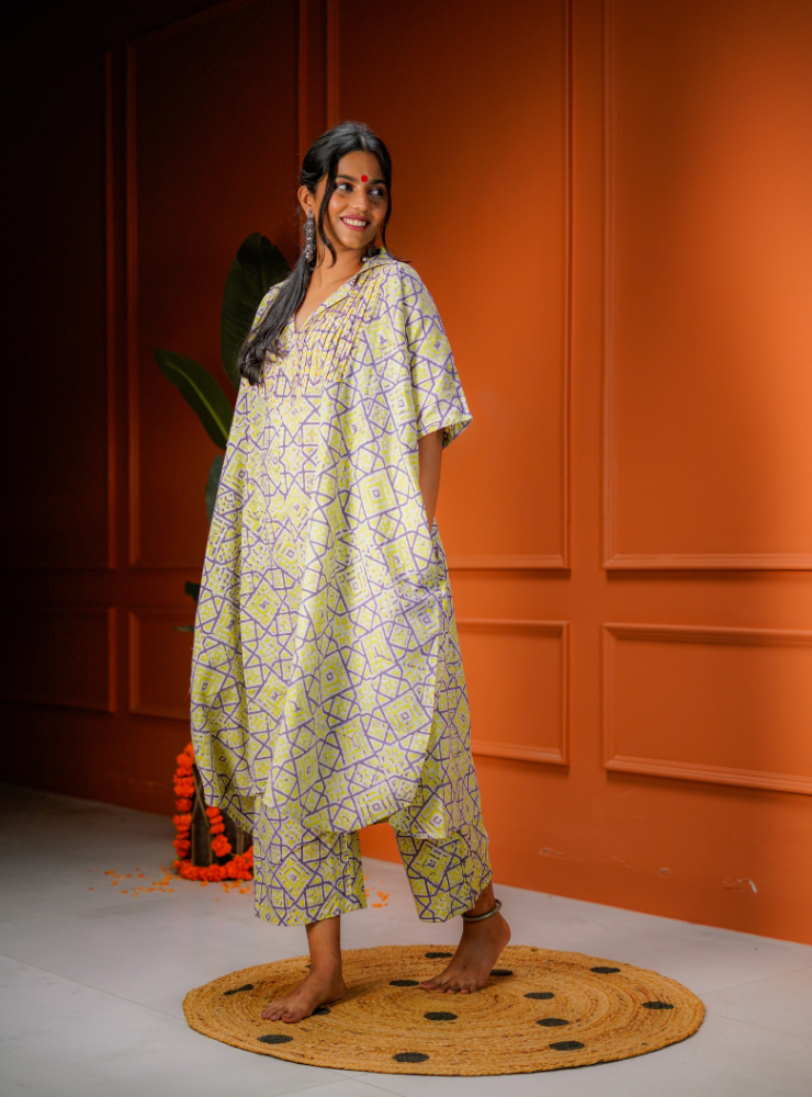 Taal Veda Set - Printed Batik Kaftan & Pant