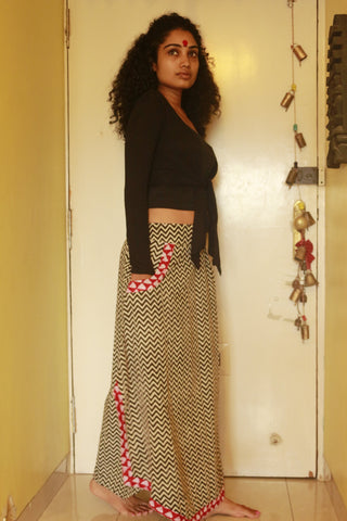 Bottom - Zig-Zag print skirt - Prathaa