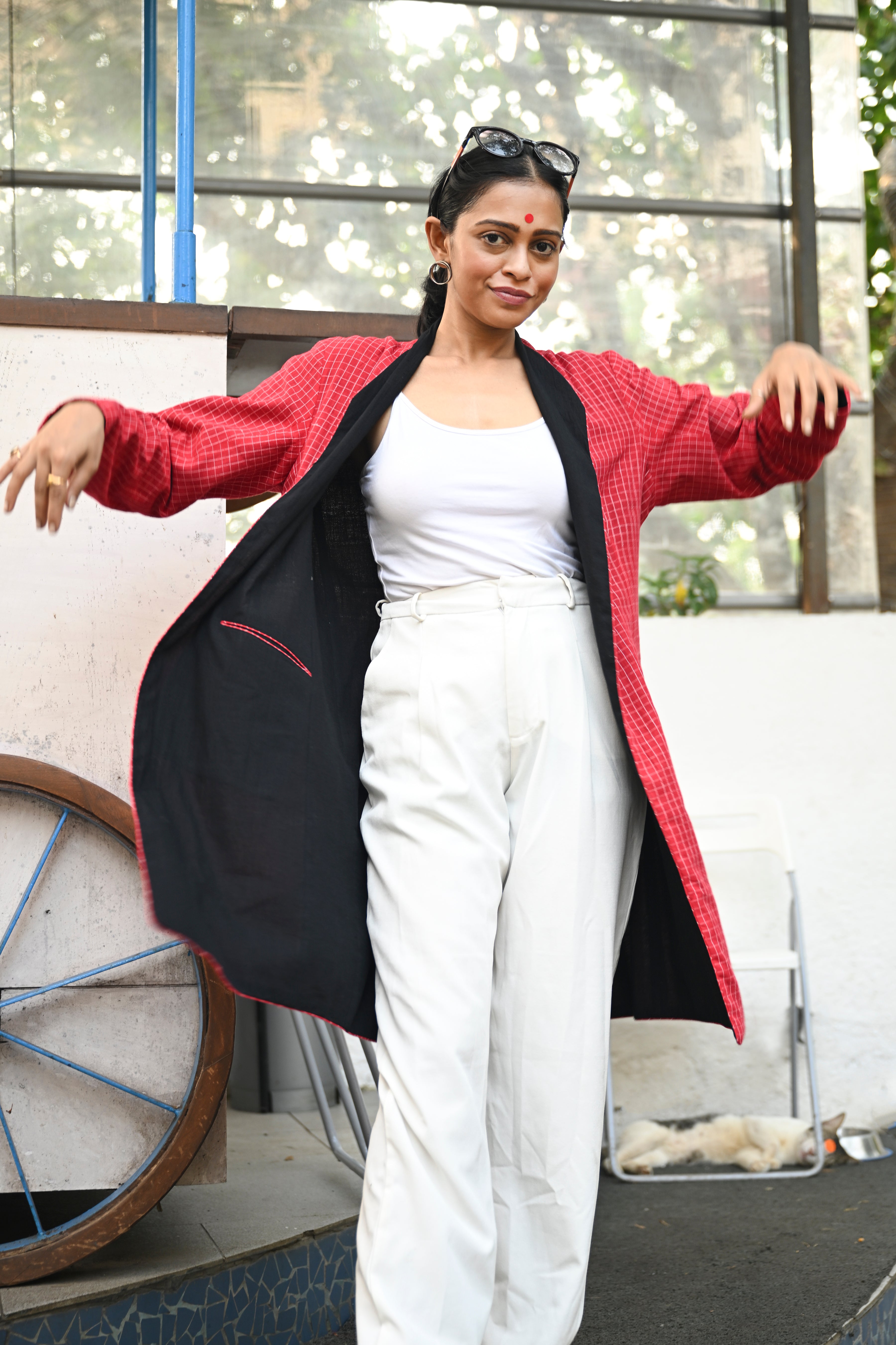 Black and Red Reversible Jacket - Prathaa - weaving traditions