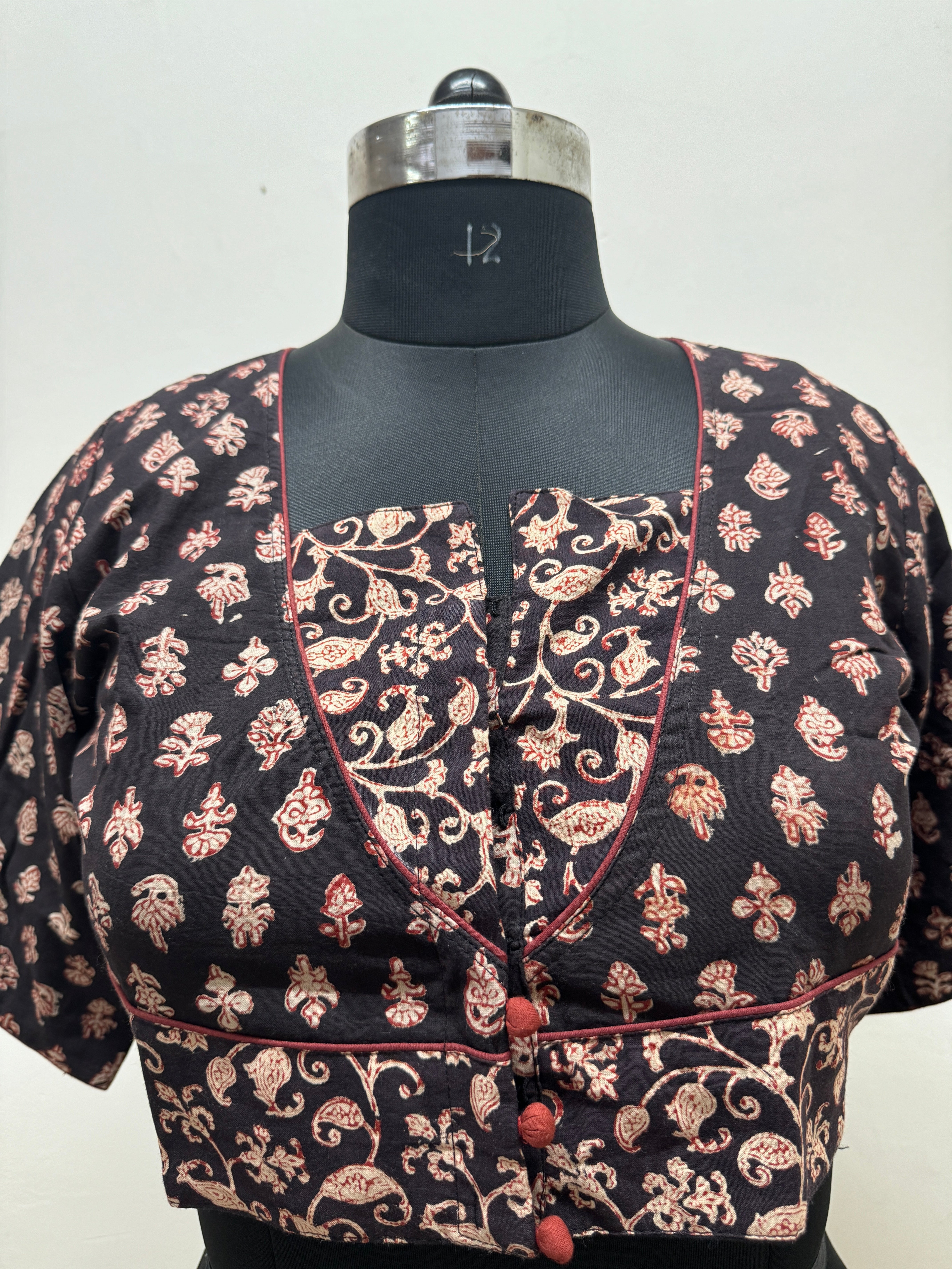 Black V - Neck Handloom Cotton Printed Blouse - Prathaa - weaving traditions