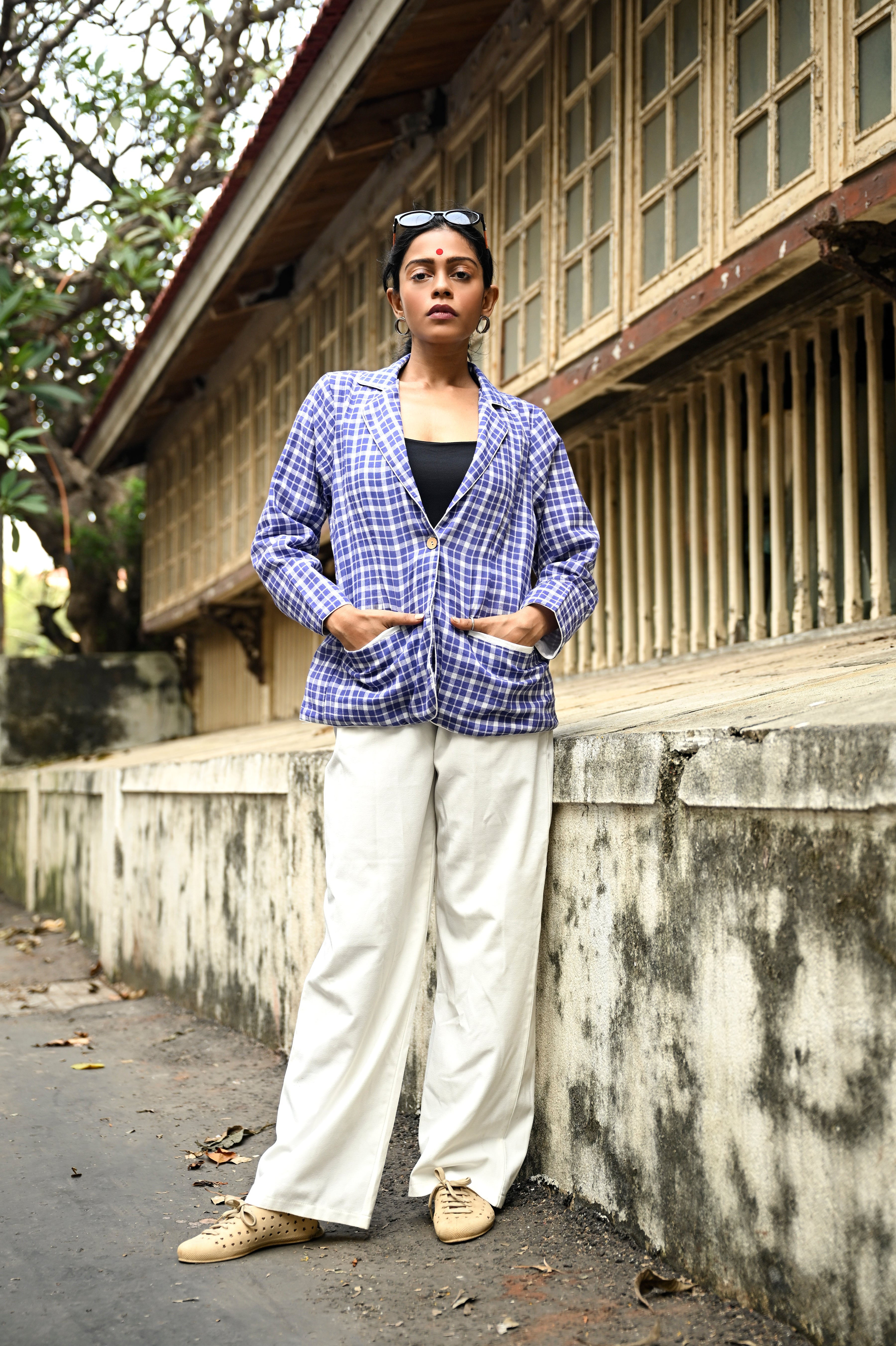 Blue and White Checkered Blazer - Prathaa - weaving traditions