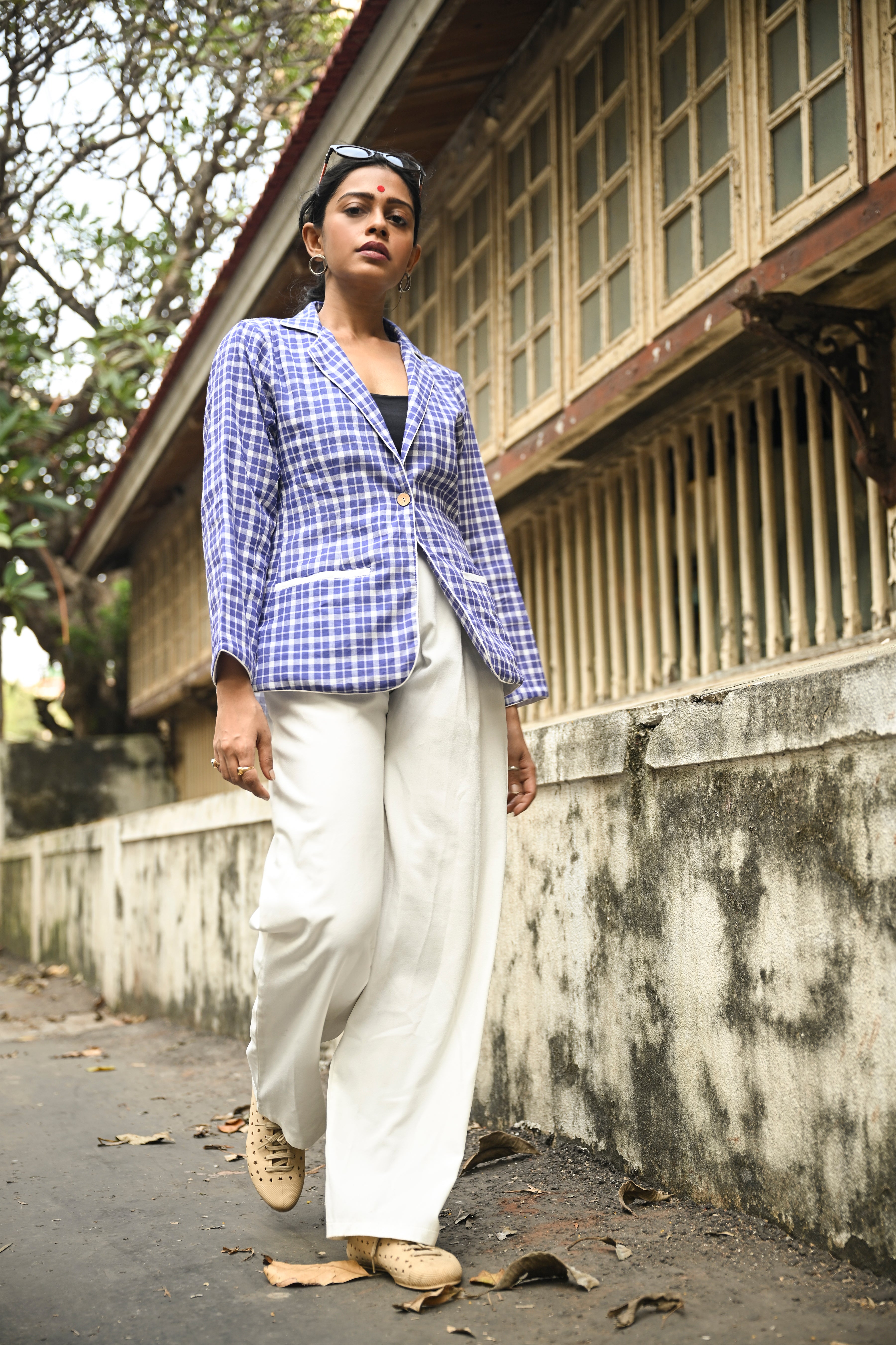 Blue and White Checkered Blazer - Prathaa - weaving traditions