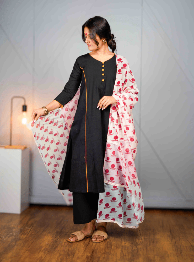 Pastel Trio Bindi Dupatta - Prathaa - weaving traditions