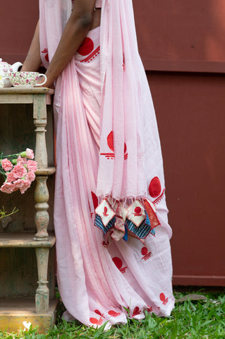 Pink Bindi Saare - Prathaa - weaving traditions