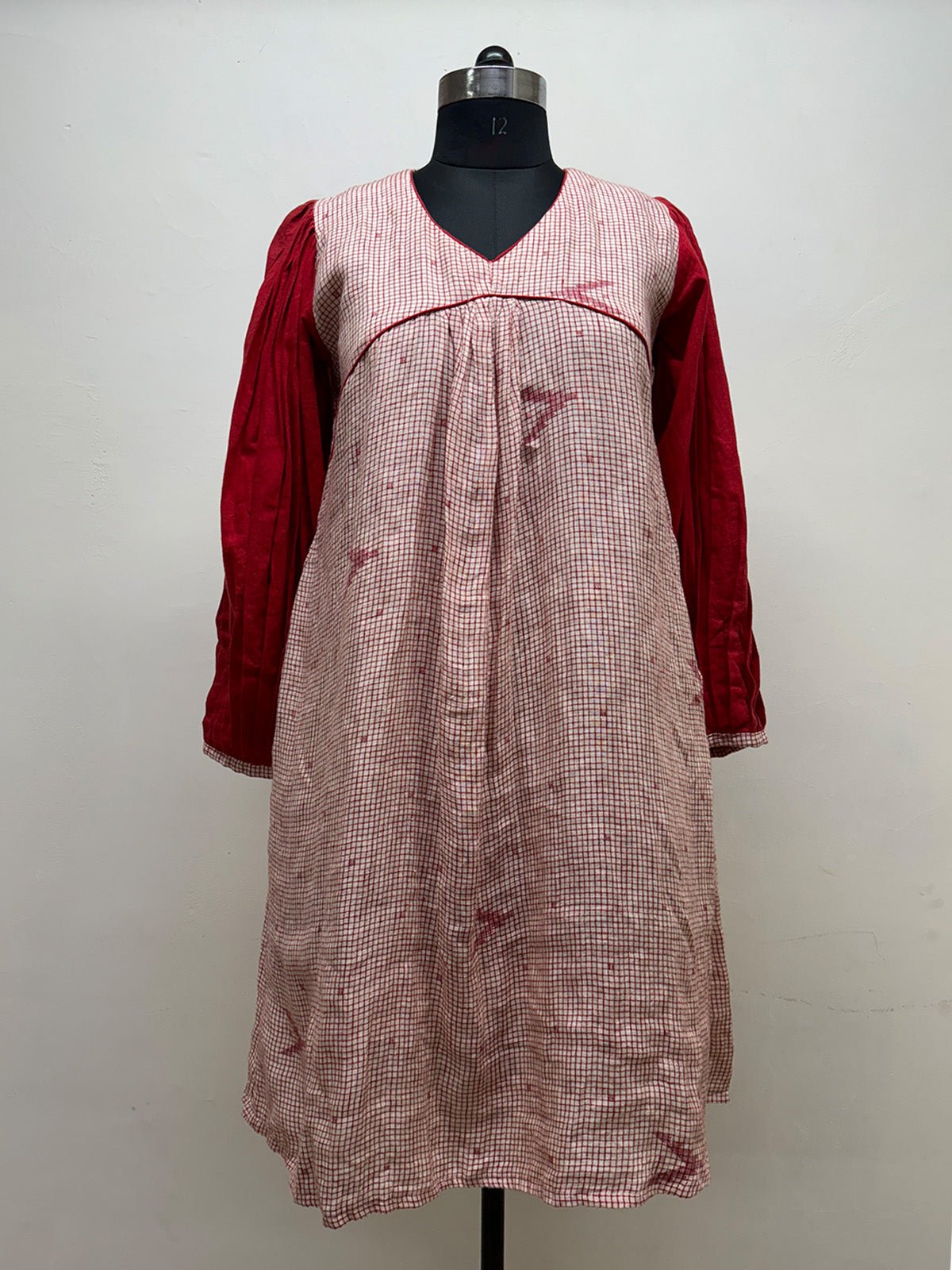 Red and White Jamdani Dress - Prathaa - weaving traditions