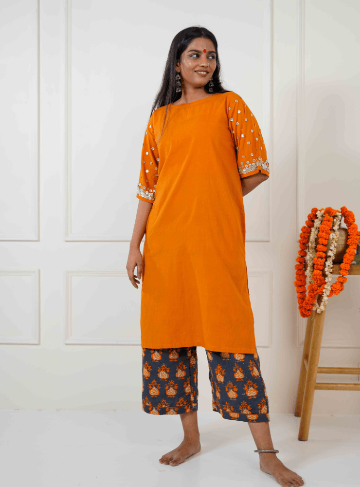 Taal Ojas Set - Burnt Orange Solid Tunic & Grey Printed Pants - Prathaa - weaving traditions