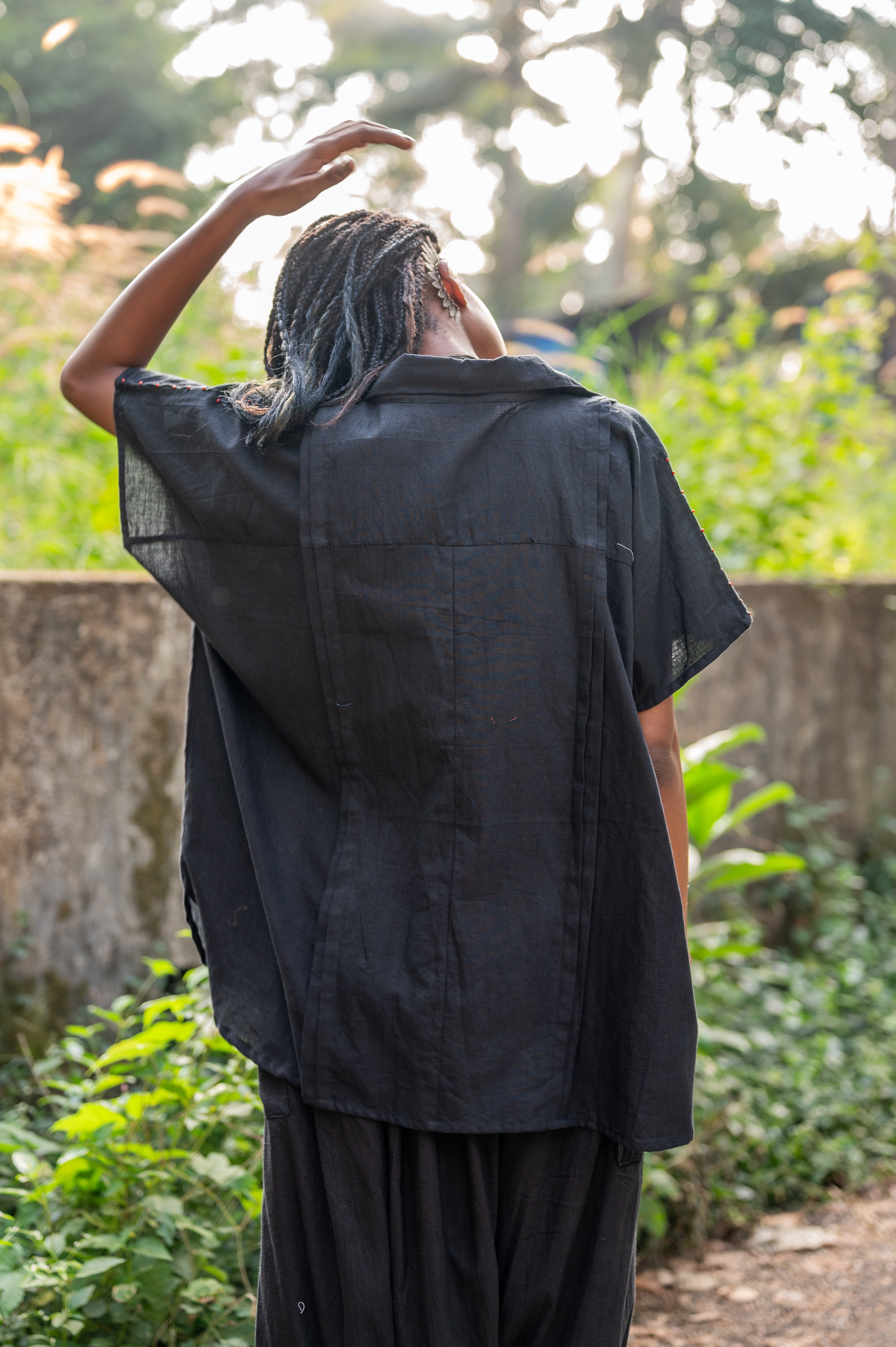 White Handloom Cotton Shvet Kaftan Shirt - Prathaa - weaving traditions