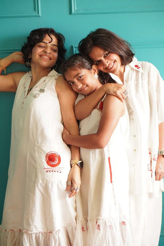 Shvet Kids- Maxi dress | Comfortable Handloom white Maxi Dress for Girls | Prathaa