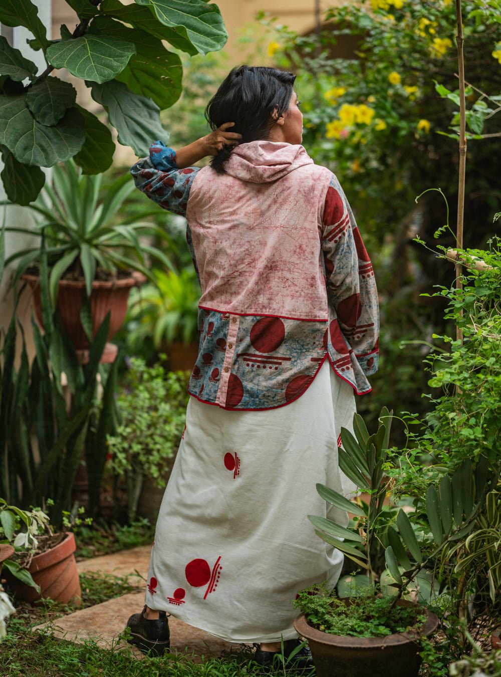 Bawra:- Ink Blot Bindi Puthai Shirt - Prathaa - weaving traditions