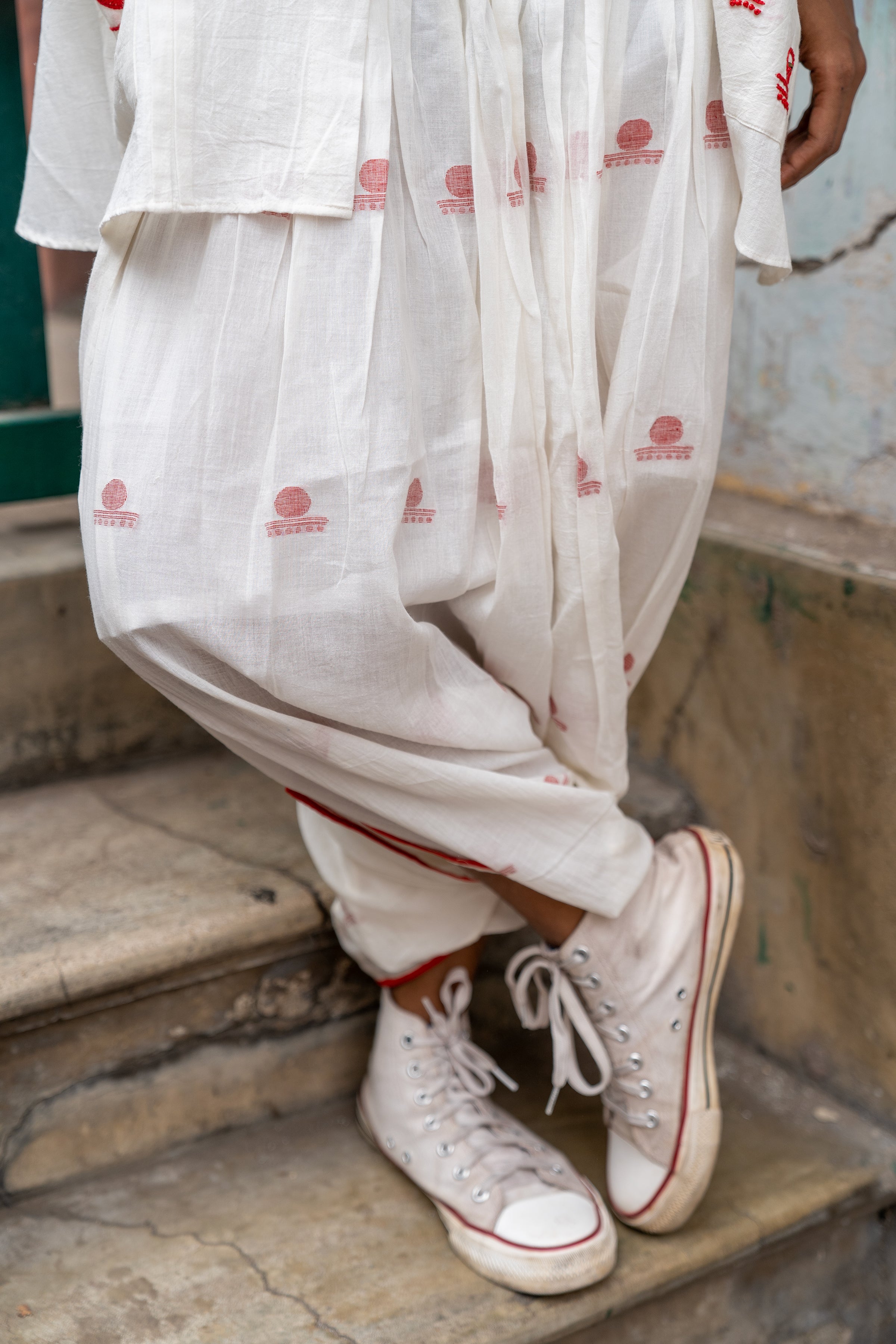 SHVET- JAMDANI Organic Fashion Handloom DHOTI