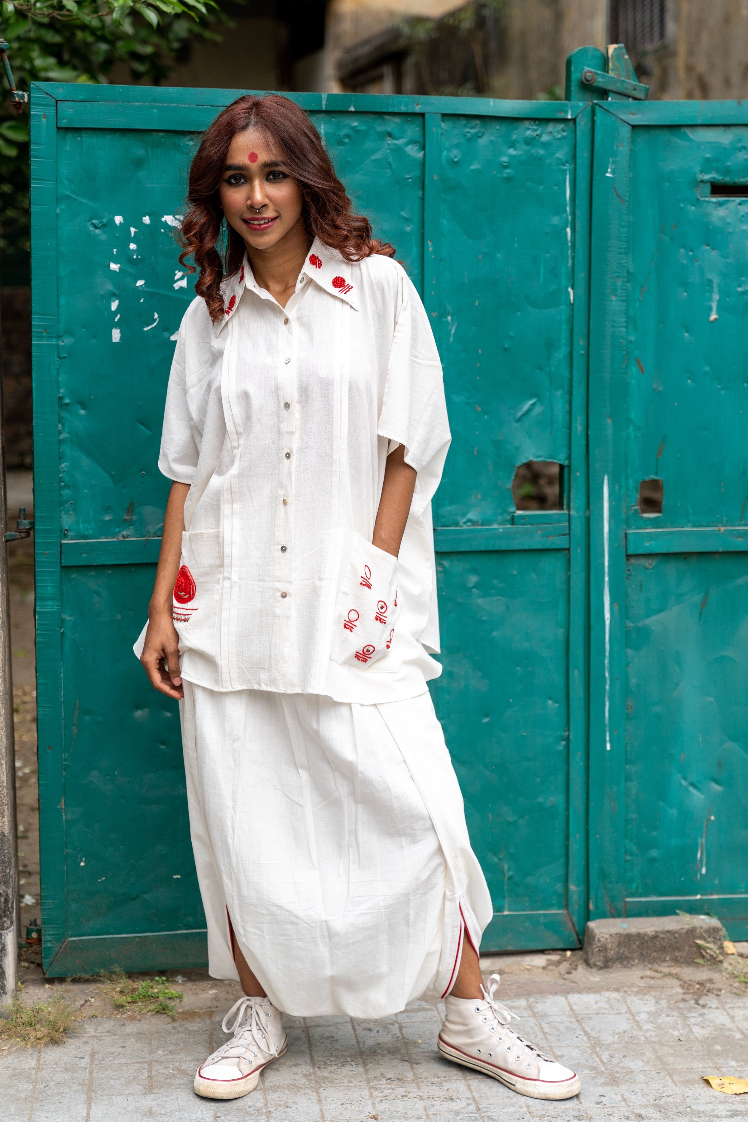 White Mul Shvet cotton kaftan and handloom dhoti set from Prathaa
