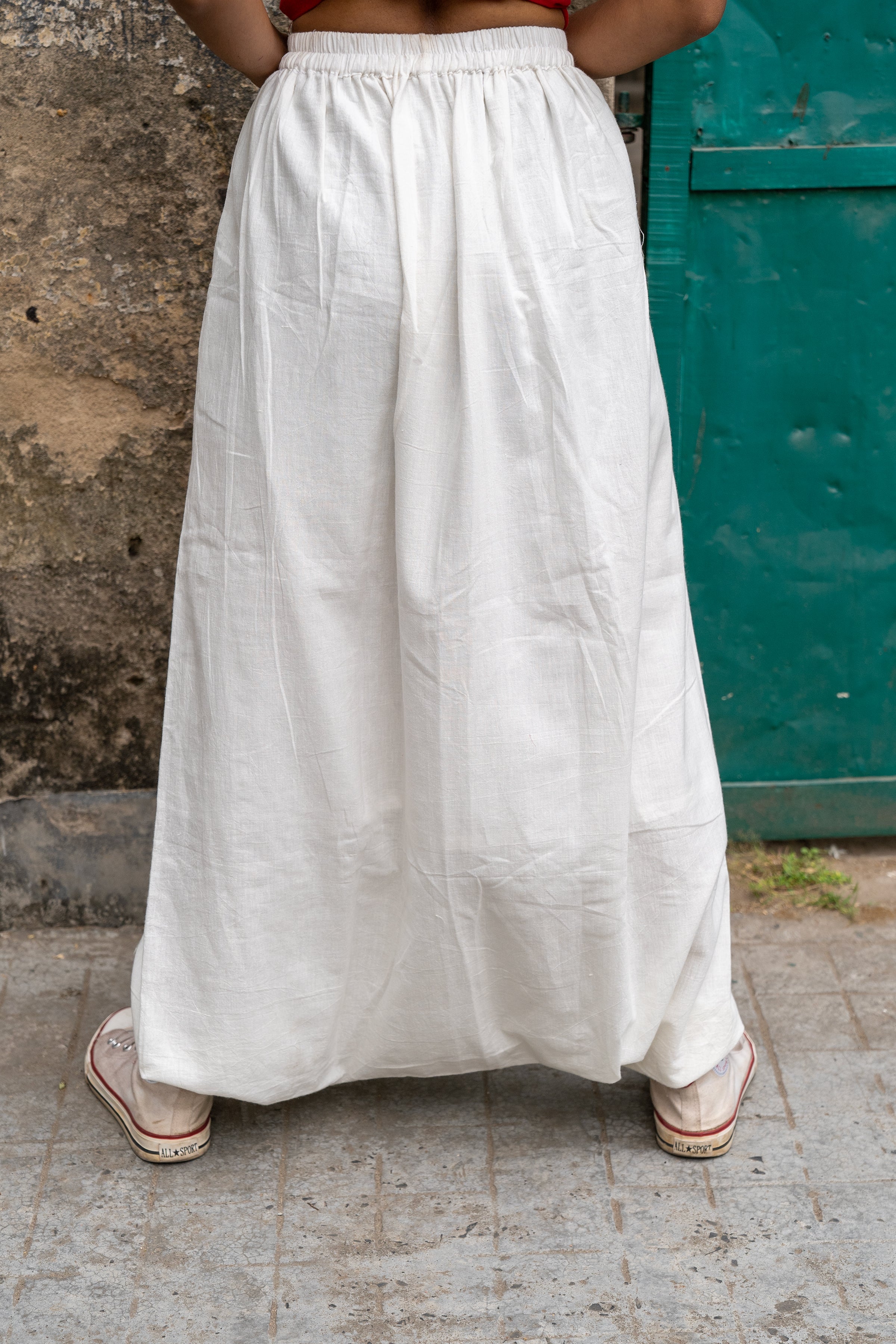 SHVET- Handloom COTTON MUL WHITE DHOTI