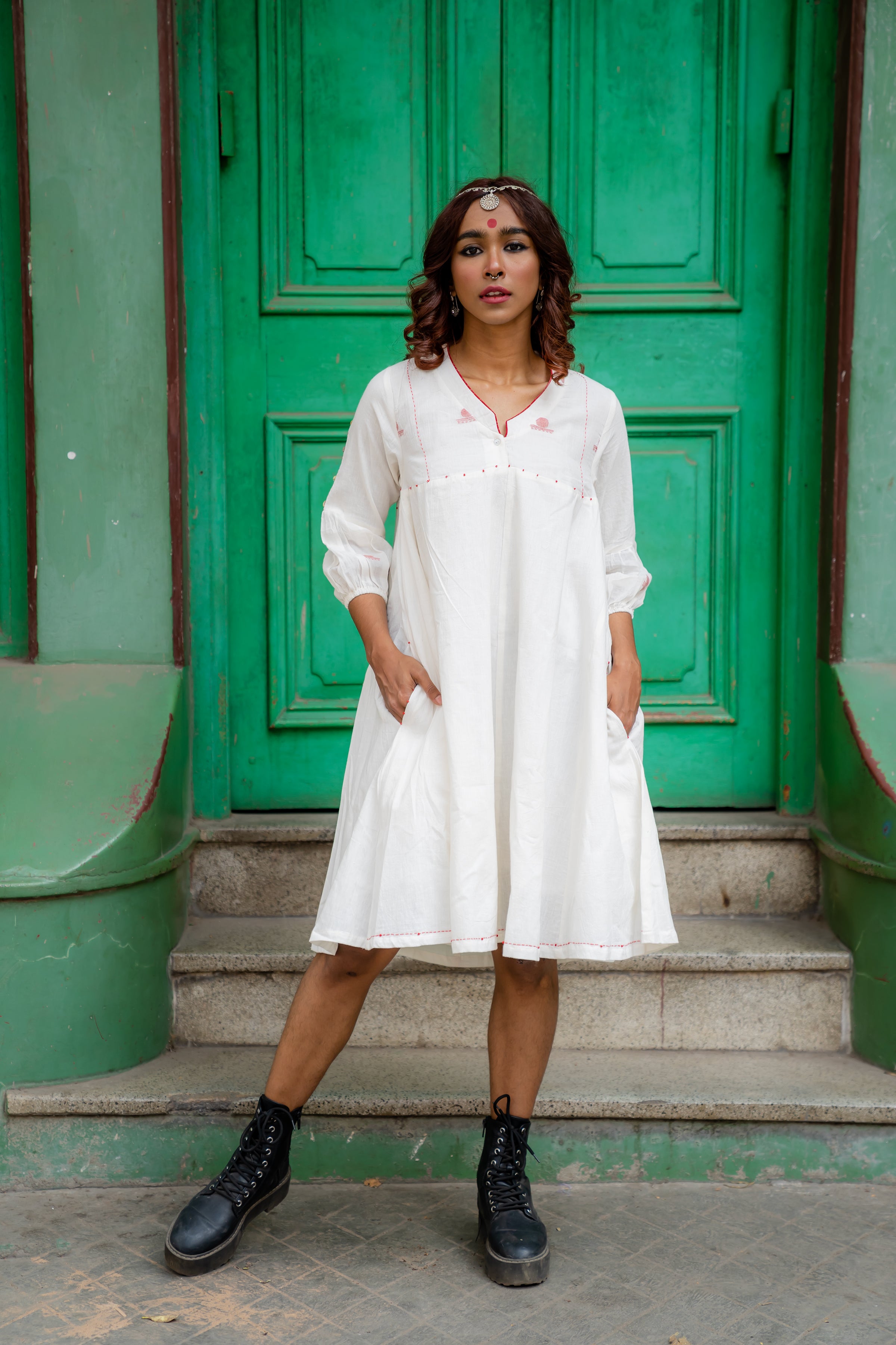 Shvet A-line Panelled Handloom White Cotton Dress