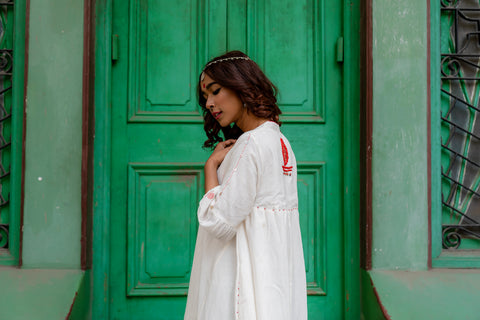 Shvet A-line Panelled Handloom White Cotton Dress