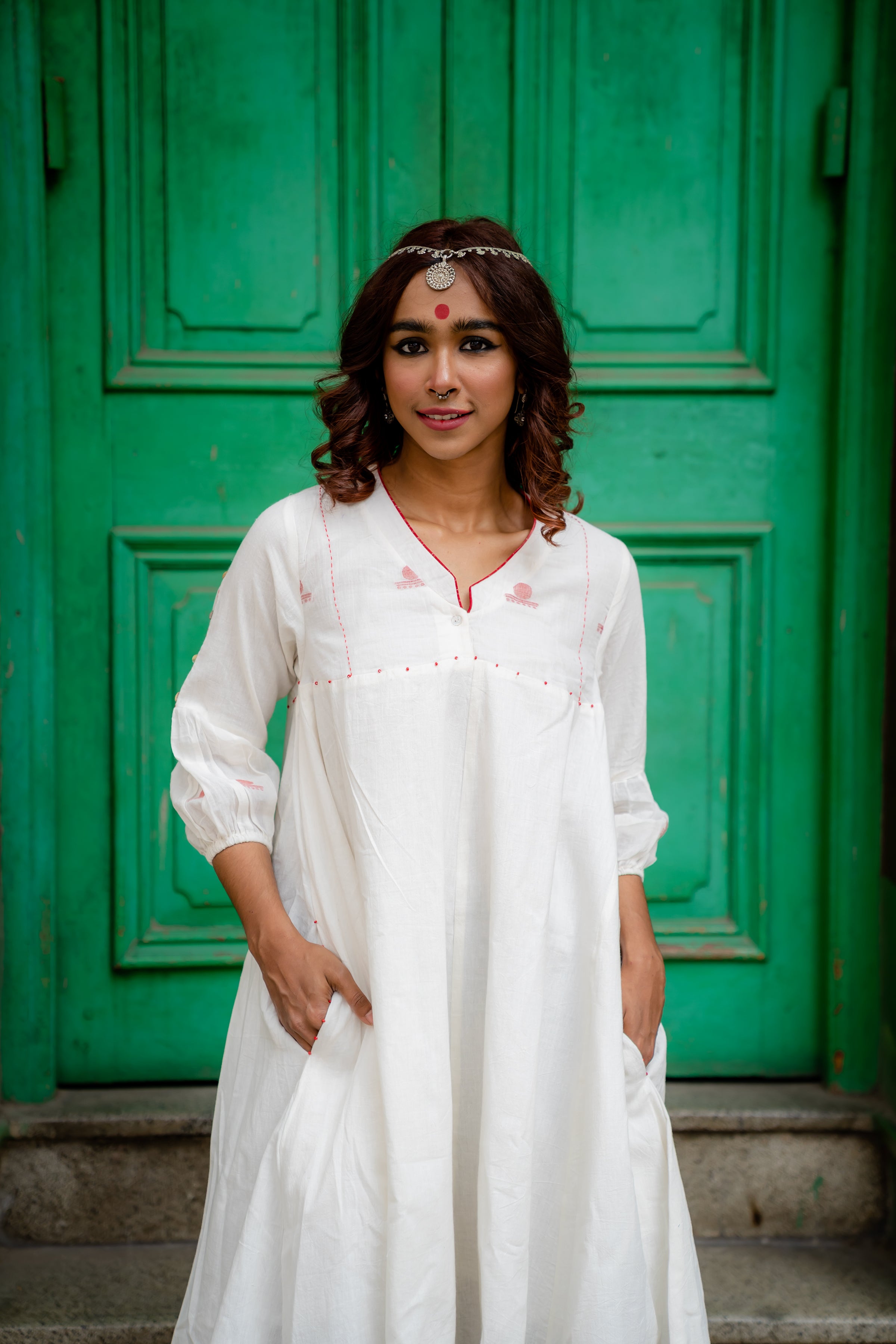 Shvet A-line Panelled Handloom White Cotton Dress