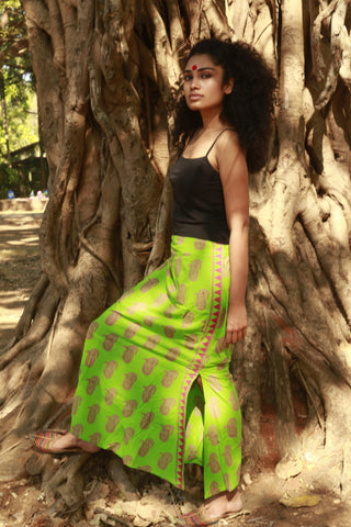 Bottom - Green paisley skirt - Prathaa