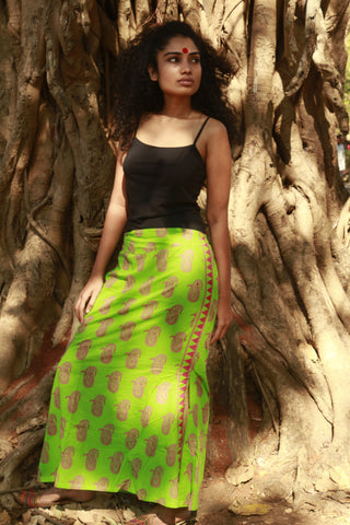 Bottom - Green paisley skirt - Prathaa