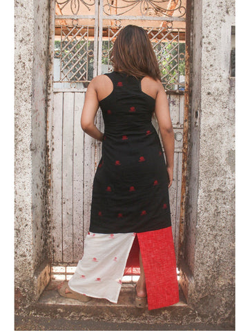 Black Straight Cut Racerback Maxi Dress In Jamdani Fabric - Prathaa - weaving traditions