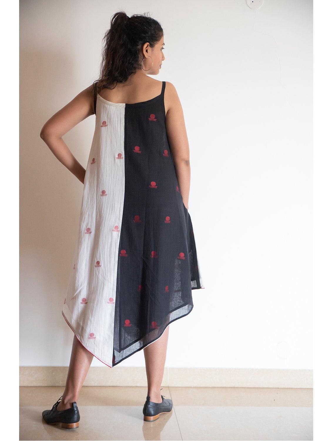 Black and White Asymmetric Dress in Jamdani Fabric - Prathaa - weaving traditions