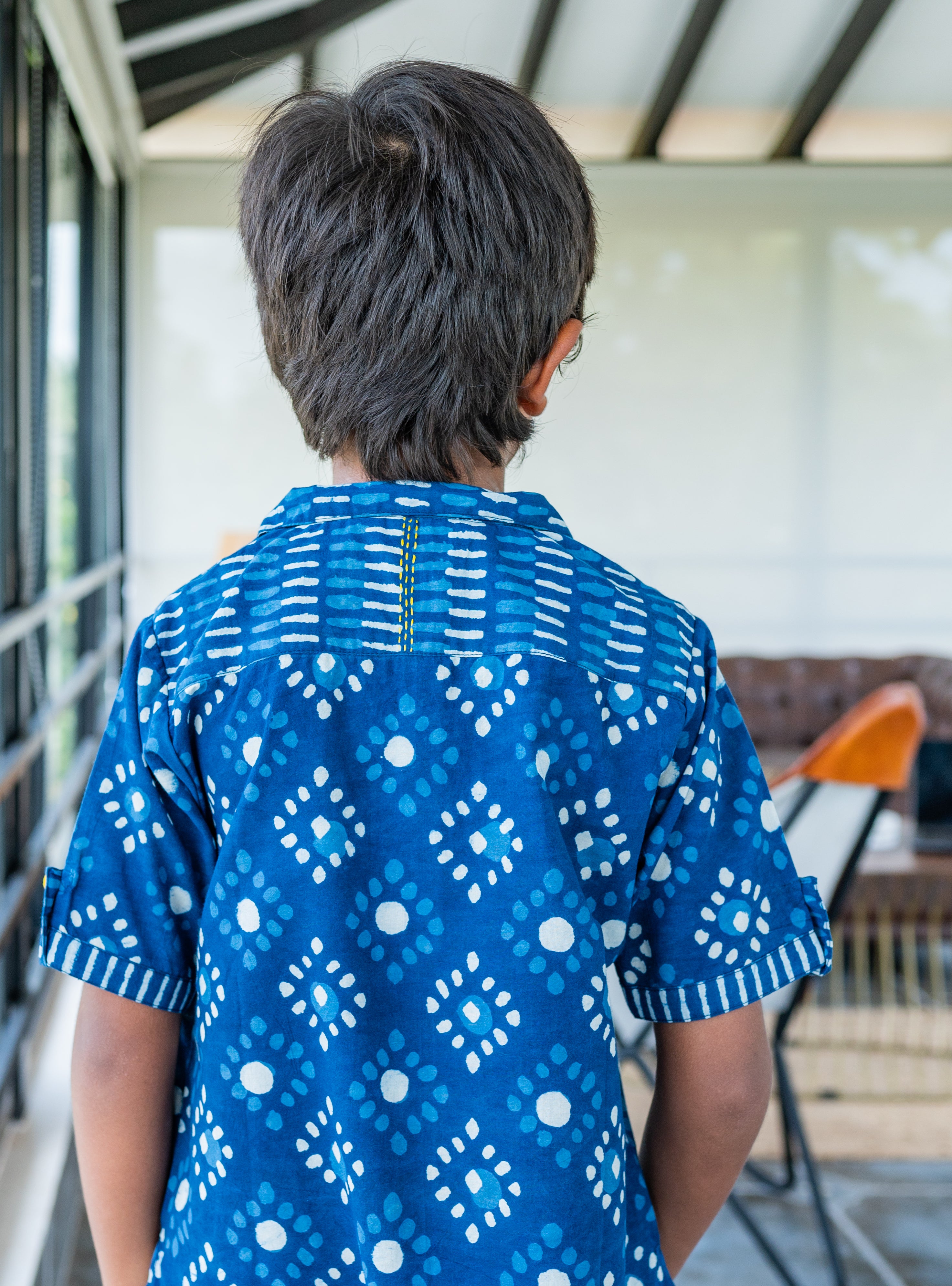 Indigo Dabu Shirt - Prathaa - weaving traditions