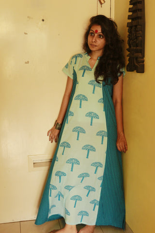 Dress - Tree Print Maxi Dress - Prathaa