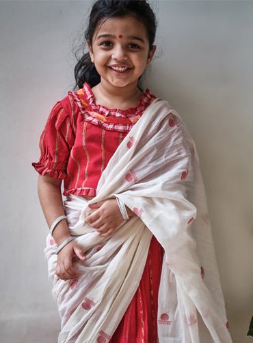 Kids Handloom Skirt Saree And Saree Blouse Set - Prathaa - weaving traditions