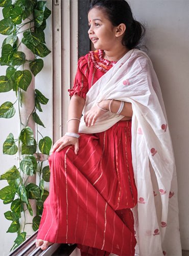 Kids Handloom Skirt Saree And Saree Blouse Set - Prathaa - weaving traditions