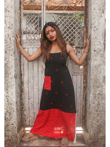 Black Straight Cut Racerback Maxi Dress In Jamdani Fabric - Prathaa - weaving traditions